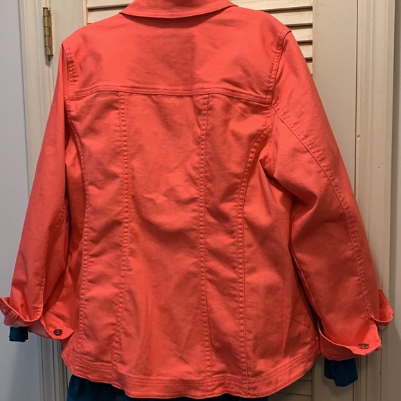Denim and Company jean jacket size large - Picture 2 of 8